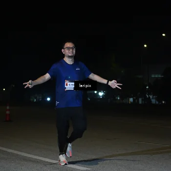 Runner Photo 7564340