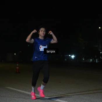Runner Photo 7564360