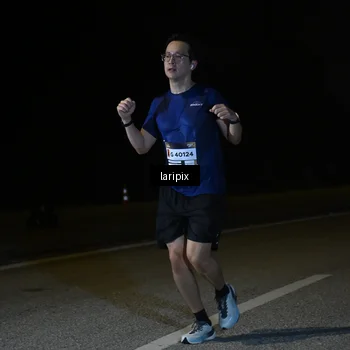 Runner Photo 7564364