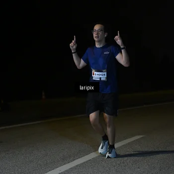 Runner Photo 7564365