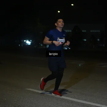 Runner Photo 7564389