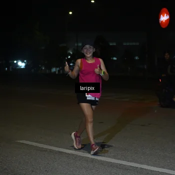 Runner Photo 7564396