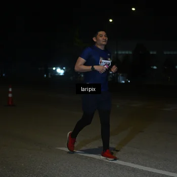 Runner Photo 7564400