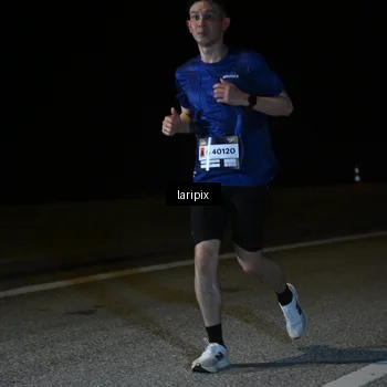 Runner Photo 7564427