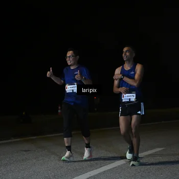 Runner Photo 7564745
