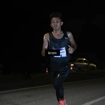 Runner Photo 7564747