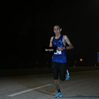 Runner Photo 7564753