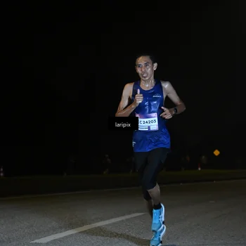 Runner Photo 7564756