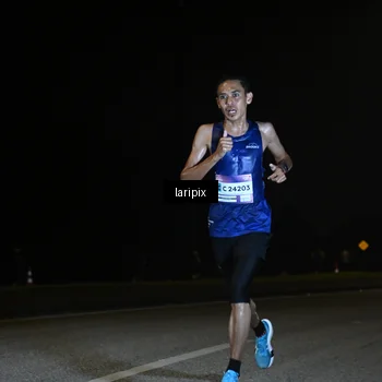 Runner Photo 7564757