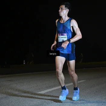 Runner Photo 7564774