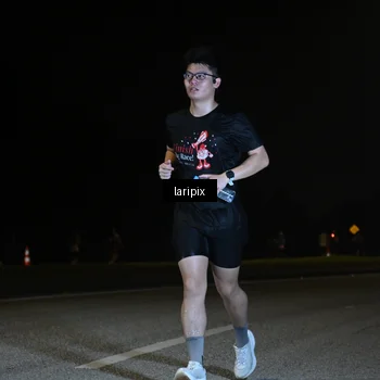 Runner Photo 7564786