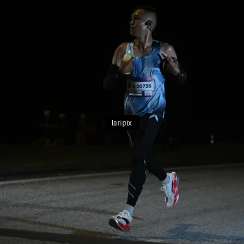 Runner Photo 7564824
