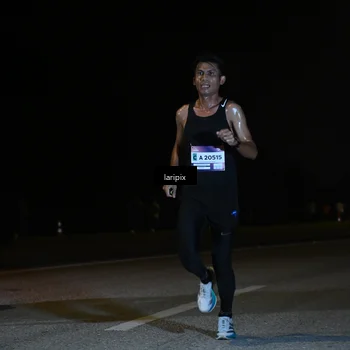 Runner Photo 7564842