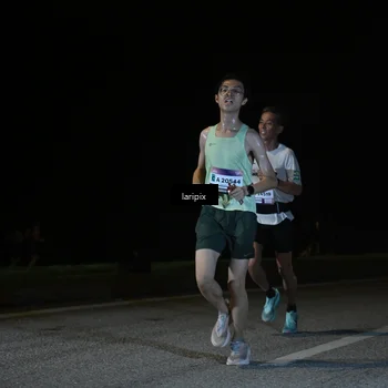 Runner Photo 7564857