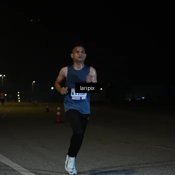 Runner Photo 7564982