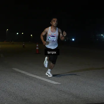 Runner Photo 7564991
