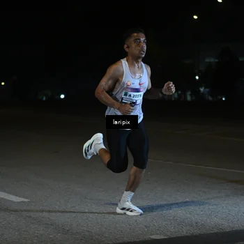 Runner Photo 7564998