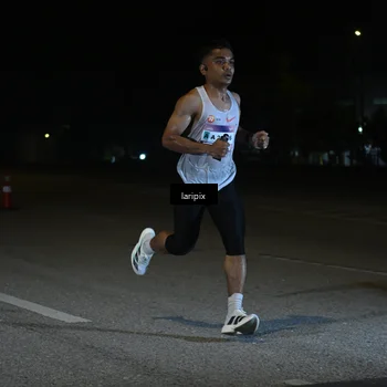 Runner Photo 7565005