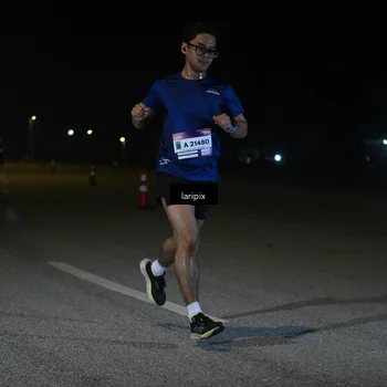 Runner Photo 7565023