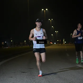 Runner Photo 7565047
