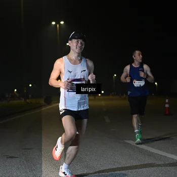 Runner Photo 7565056