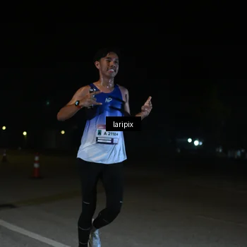 Runner Photo 7565117