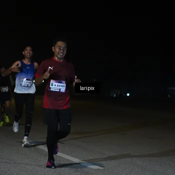 Runner Photo 7565122