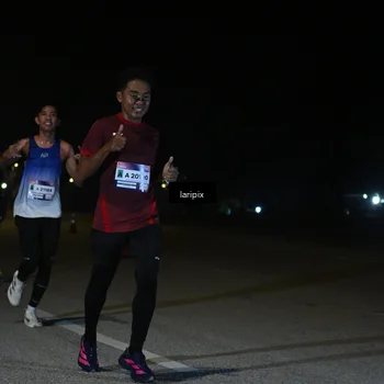 Runner Photo 7565125