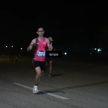 Runner Photo 7565195