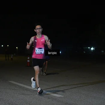 Runner Photo 7565197
