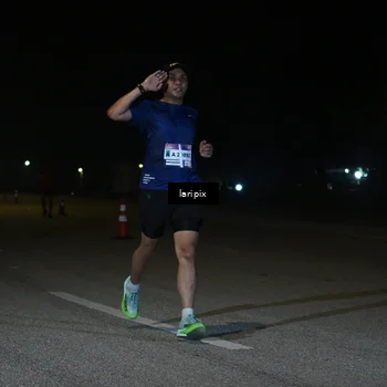 Runner Photo 7565212