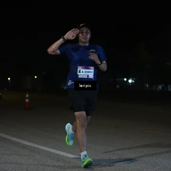 Runner Photo 7565214