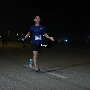 Runner Photo 7565239