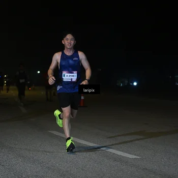 Runner Photo 7565242
