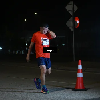 Runner Photo 7565305
