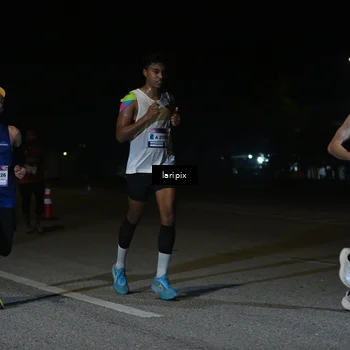 Runner Photo 7565334
