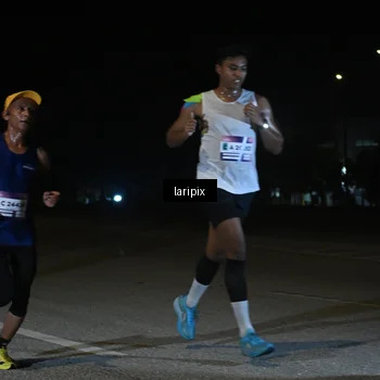 Runner Photo 7565340