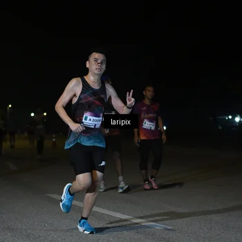 Runner Photo 7565359