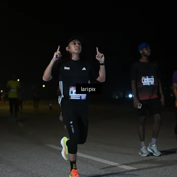 Runner Photo 7565367
