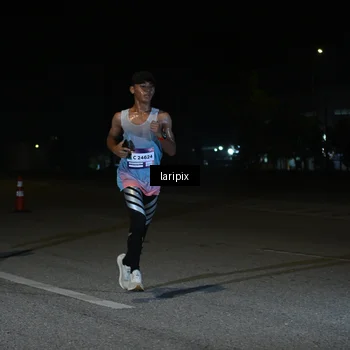 Runner Photo 7565381