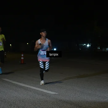 Runner Photo 7565384