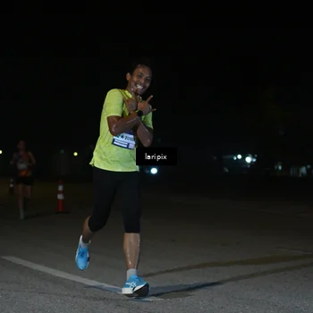 Runner Photo 7565389