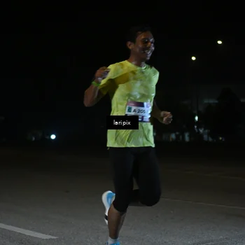 Runner Photo 7565398