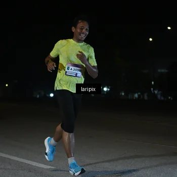Runner Photo 7565401