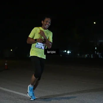 Runner Photo 7565403