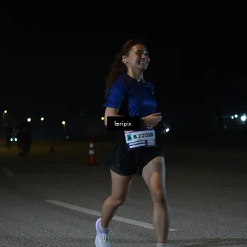 Runner Photo 7565442