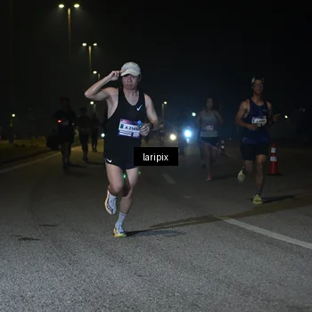Runner Photo 7565451