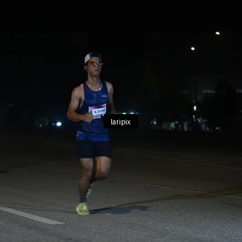 Runner Photo 7565454
