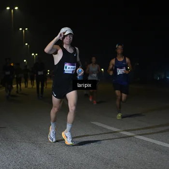 Runner Photo 7565459