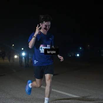 Runner Photo 7565490